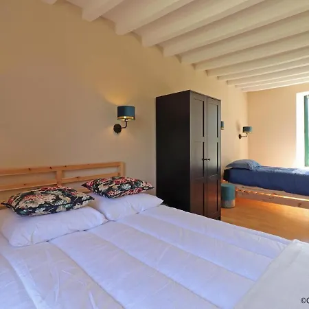 Maison En Pierres Avec Grand Jardin, Wifi, Inclus - Fr-1-497-170 * Neuvy-au-Houlme